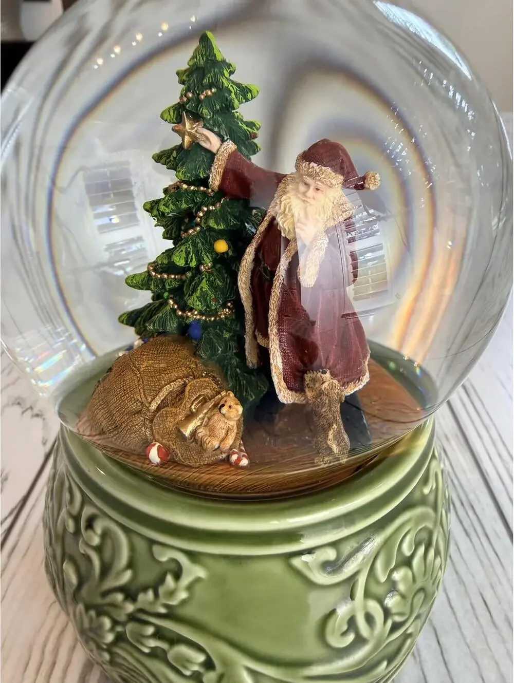 Rare Large 8” Santa Christmas Tree Snow Globe Glitter Green Holiday Decor